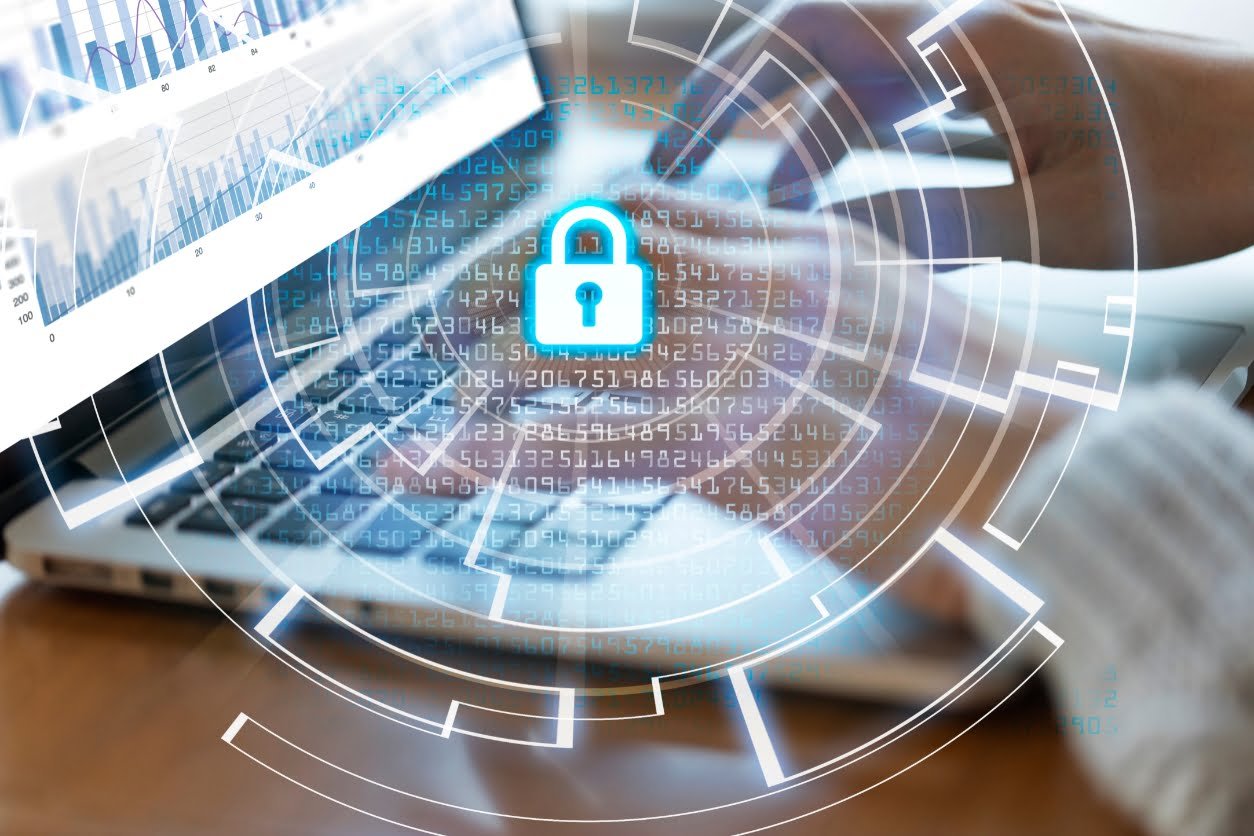 bts cyberdéfense - ordinateur d'un technicien supérieur en cybersécurité