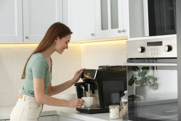 Choisir une machine à café expresso broyeur compact 