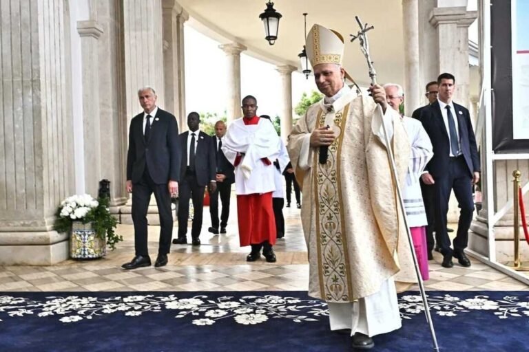 robert francis prevost au cameroun