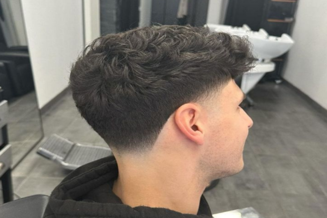 Taper haut vs taper bas - cheveux bouclés